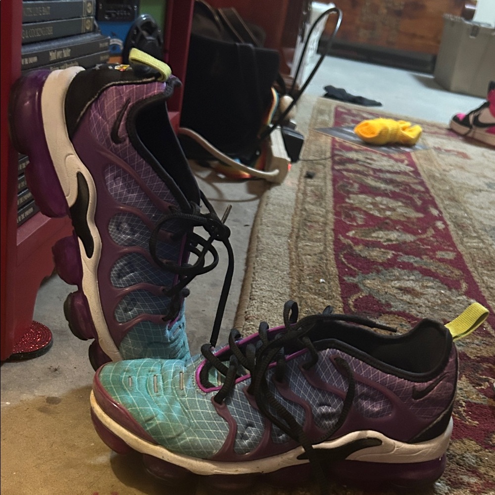 Nike Purple and Blue Women's Athletic Shoes